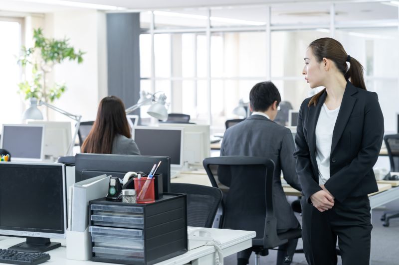 会社のPC監視はどこまで?合法な範囲とツールの選び方を解説